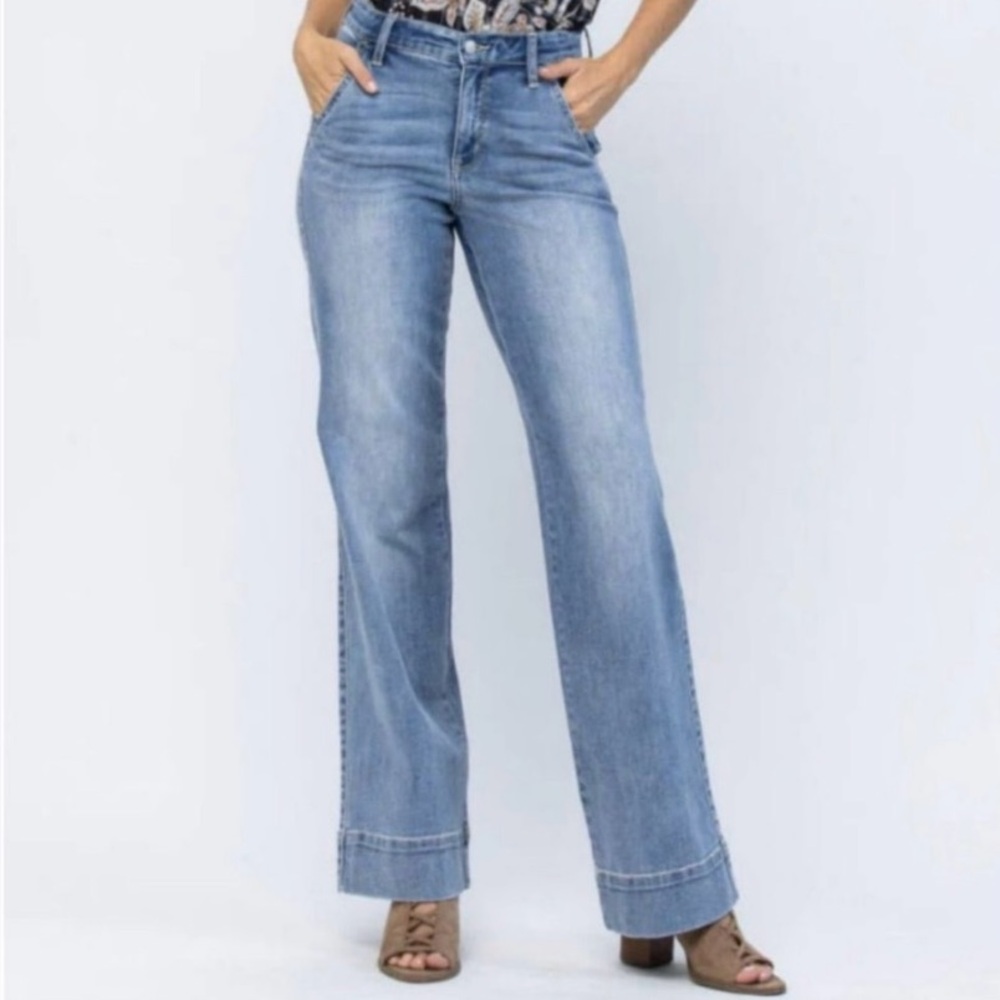 Judy Blue Mid-Rise Wide Leg Jeans Size 15/32
